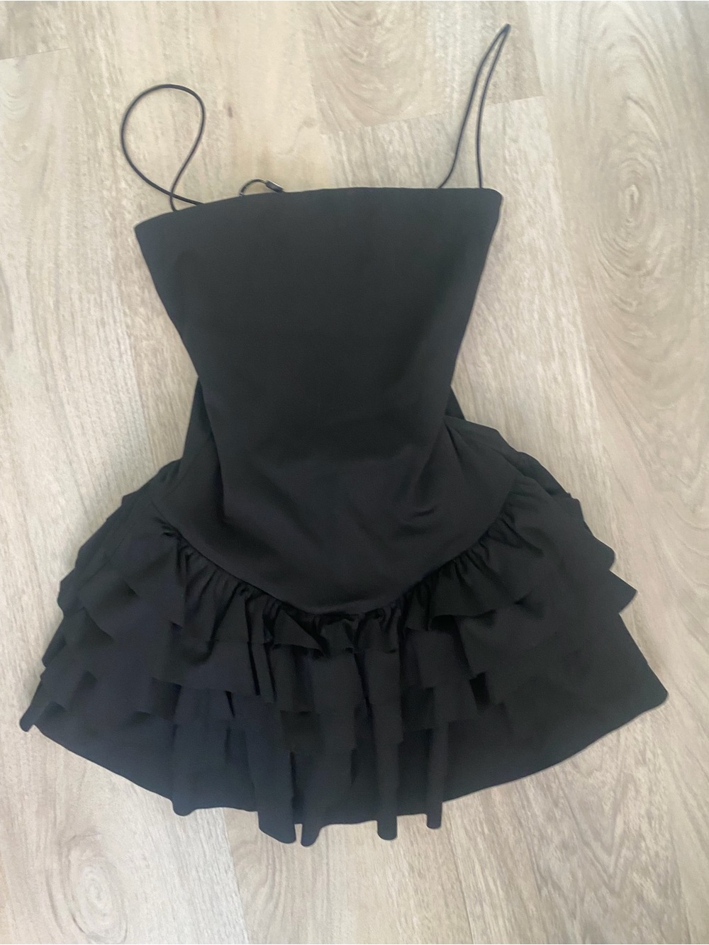 White Fox NWT Photo ID Playsuit XS Black Ruffle Mini